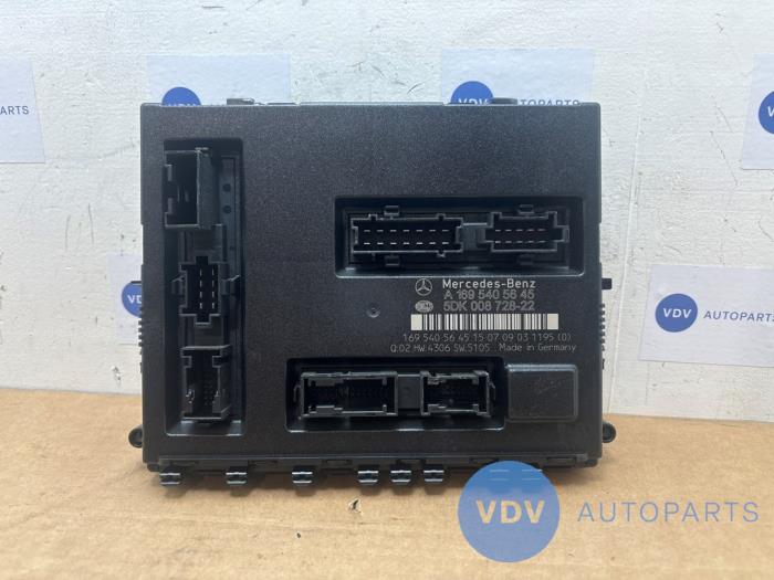 Komfortmodul från en Mercedes-Benz B (W245) 2.0 B-200 CDI 16V 2007