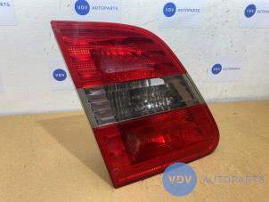 Usados Luz trasera derecha Mercedes B (W245) 2.0 B-200 CDI 16V Precio € 30,25 IVA incluido ofrecido por Autoparts Van De Velde