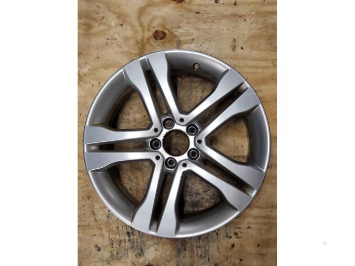 Używane Obrecz Mercedes GLA (156.9) 2.0 200 Turbo 16V 4-Matic Cena € 90,75 Z VAT oferowane przez Autoparts Van De Velde