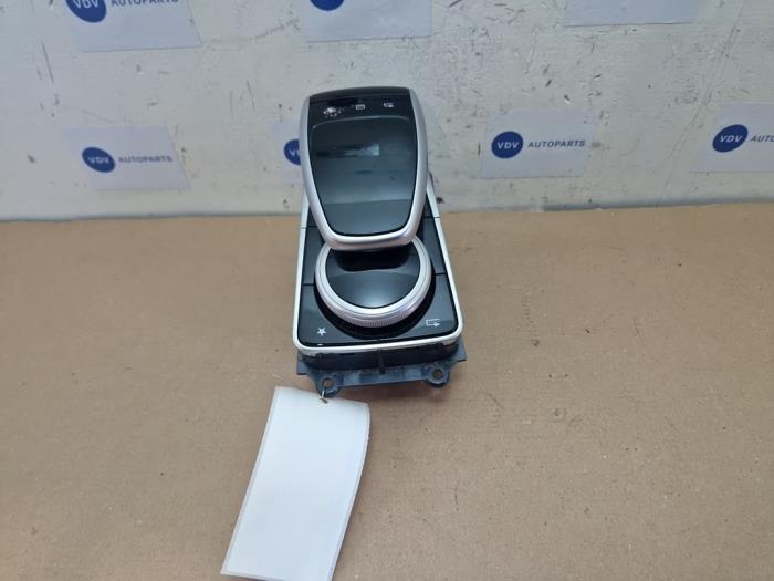 Used On-board computer controller Mercedes C (W205) C-180 1.6 CDI BlueTEC, C-180 d 16V Price € 60,50 Inclusive VAT offered by Autoparts Van De Velde