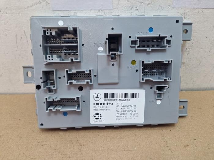 Usagé Module confort Mercedes C (W205) C-180 1.6 CDI BlueTEC, C-180 d 16V Prix € 121,00 Prix TTC proposé par Autoparts Van De Velde