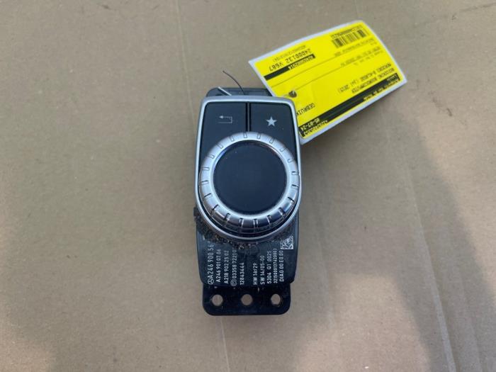 Used On-board computer controller Mercedes B (W246/W242) 1.5 B-180 CDI,d 16V Price € 36,30 Inclusive VAT offered by Autoparts Van De Velde