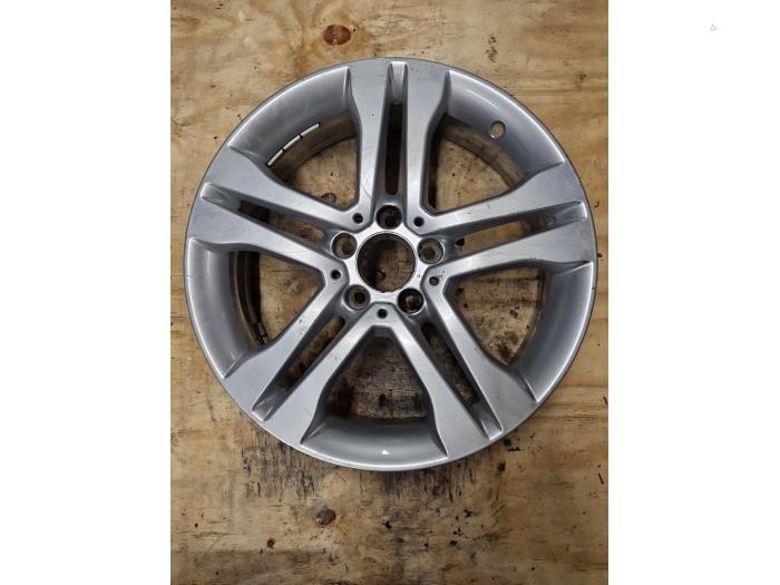 Używane Obrecz Mercedes GLA (156.9) 2.0 200 Turbo 16V 4-Matic Cena € 90,75 Z VAT oferowane przez Autoparts Van De Velde