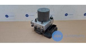 Usados Bomba ABS Mercedes Sprinter 3,5t (906.63) 311 CDI 16V Precio € 181,50 IVA incluido ofrecido por Autoparts Van De Velde