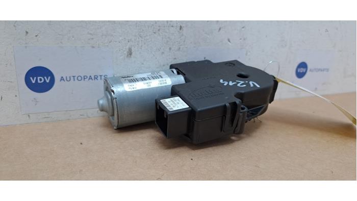 Begagnade Motor, soltak Mercedes GLK (204.7/9) 2.2 220 CDI 16V BlueEff.,BlueTEC 4-Matic Pris € 60,50 Inklusive moms erbjuds av Autoparts Van De Velde