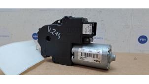 Silnik szyberdachu z Mercedes-Benz GLK (204.7/9) 2.2 220 CDI 16V BlueEff.,BlueTEC 4-Matic 2009