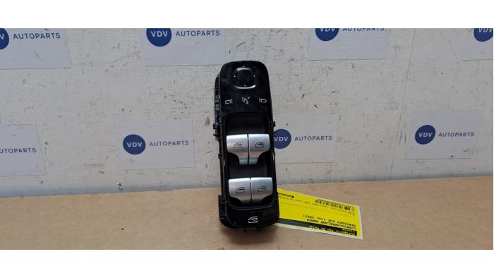 Usados Interruptor combinado de ventanillas Mercedes EQE AMG SUV (X294) 53 AMG 4-Matic+ Precio € 72,60 IVA incluido ofrecido por Autoparts Van De Velde