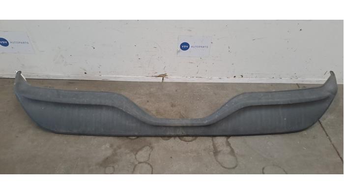 Begagnade Diffuser, bakre stötfångare Mercedes A (W176) 1.5 A-180 CDI, A-180d 16V Pris € 42,35 Inklusive moms erbjuds av Autoparts Van De Velde