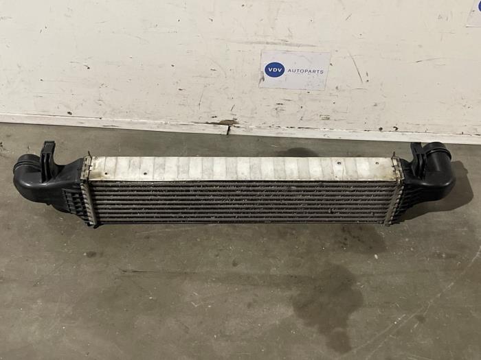 Usagé Intercooler Mercedes B (W246/W242) 1.8 B-180 CDI BlueEFFICIENCY 16V Prix € 90,75 Prix TTC proposé par Autoparts Van De Velde