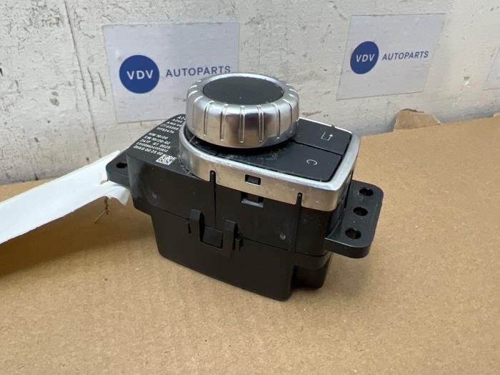 Usagé Commande ordinateur de bord Mercedes A (W176) 1.8 A-200 CDI 16V Prix € 36,30 Prix TTC proposé par Autoparts Van De Velde