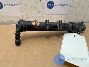 Begagnade Strålkastarspolare Mercedes A (W176) 1.8 A-200 CDI 16V Pris € 24,20 Inklusive moms erbjuds av Autoparts Van De Velde