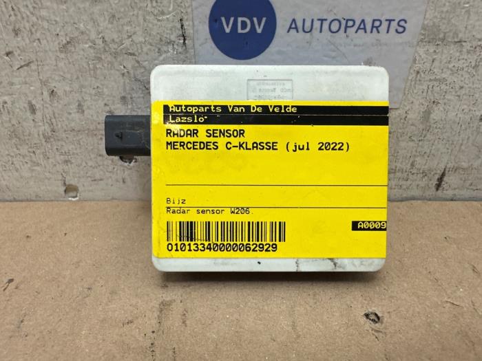 Begagnade Radarsensor Mercedes C (W206) C-300 e 2.0 Turbo Pris € 181,50 Inklusive moms erbjuds av Autoparts Van De Velde