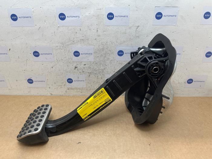Używane Pedal hamulca Mercedes C Estate (S206) C-180 1.5 EQ Boost Cena € 36,30 Z VAT oferowane przez Autoparts Van De Velde
