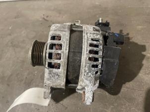 Dynamo från en Mercedes-Benz A (W176) 1.5 A-180 CDI, A-180d 16V 2015