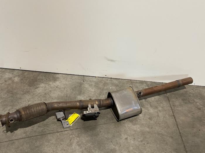 Gebrauchte Auspuff Mitteldämpfer Mercedes CLA (118.3) 1.5 CLA-180d Preis € 181,50 Mit Mehrwertsteuer angeboten von Autoparts Van De Velde