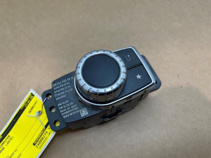 Used On-board computer controller Mercedes B (W246/W242) 2.1 B-200 CDI BlueEFFICIENCY, B-200d 16V Price € 18,15 Inclusive VAT offered by Autoparts Van De Velde