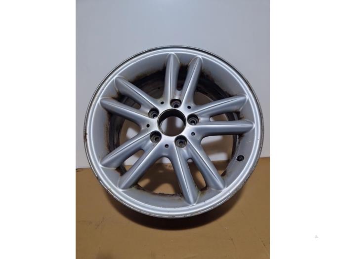 Używane Obrecz Mercedes C (W203) 1.8 C-200K 16V Cena € 42,35 Z VAT oferowane przez Autoparts Van De Velde