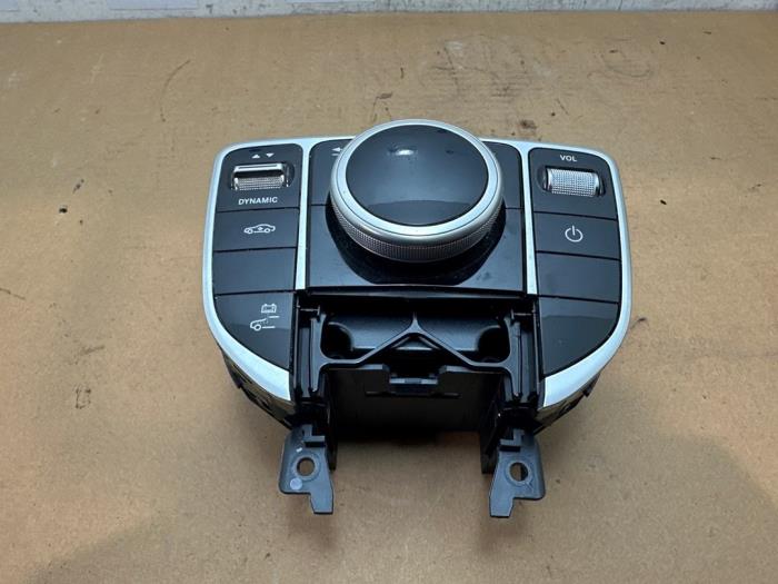 Usagé Commande ordinateur de bord Mercedes C Estate (S205) C-350 e 2.0 16V Prix € 60,50 Prix TTC proposé par Autoparts Van De Velde