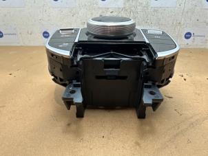 Commande ordinateur de bord d'un Mercedes-Benz C Estate (S205) C-350 e 2.0 16V 2017