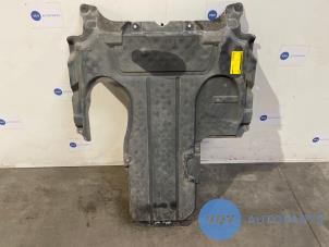 Begagnade Hasplåt Mercedes E (C238) E-220d 2.0 Turbo 16V Pris € 60,50 Inklusive moms erbjuds av Autoparts Van De Velde