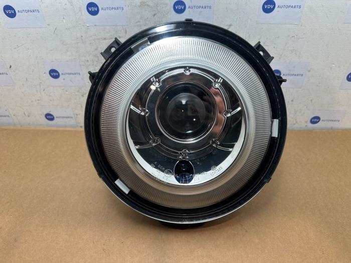 Nowe Reflektor lewy Mercedes G (463) G 350 d V6 24V Cena € 1.028,50 Z VAT oferowane przez Autoparts Van De Velde