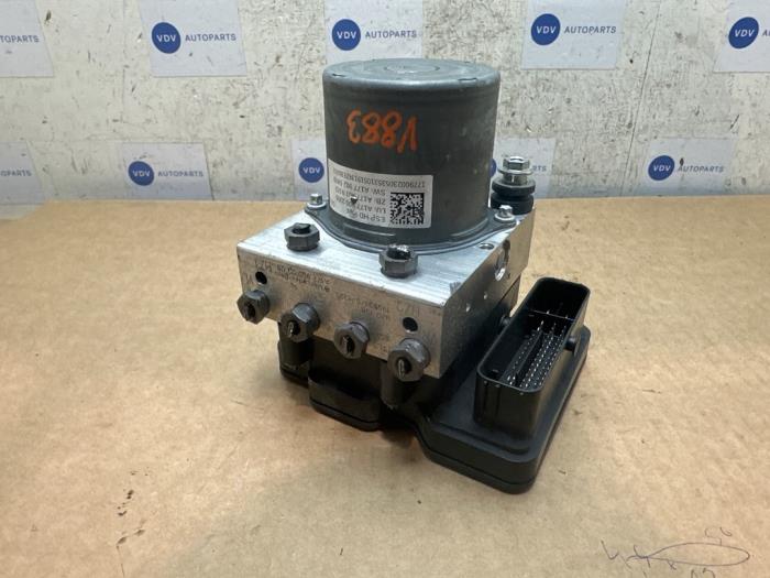 ABS Pumpe Mercedes A (177.0), 2018 / 2026 1.3 A-180 Turbo 16V, Fließheck, Benzin, 1.332cc, 100kW (136pk), FWD, M282914, 2018-06 / 2026-12, 177.084 (Gebraucht)