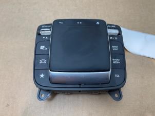 On-board computer controller from a Mercedes-Benz CLA Shooting Brake (118.6) 1.3 CLA-250 e Turbo 16V 2023