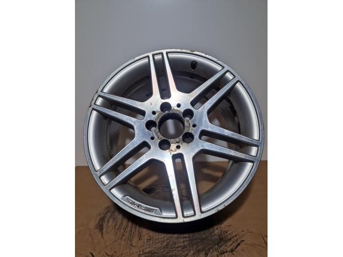 Używane Obrecz Mercedes C (W204) 2.0 C-200 Turbo 16V Cena € 90,75 Z VAT oferowane przez Autoparts Van De Velde