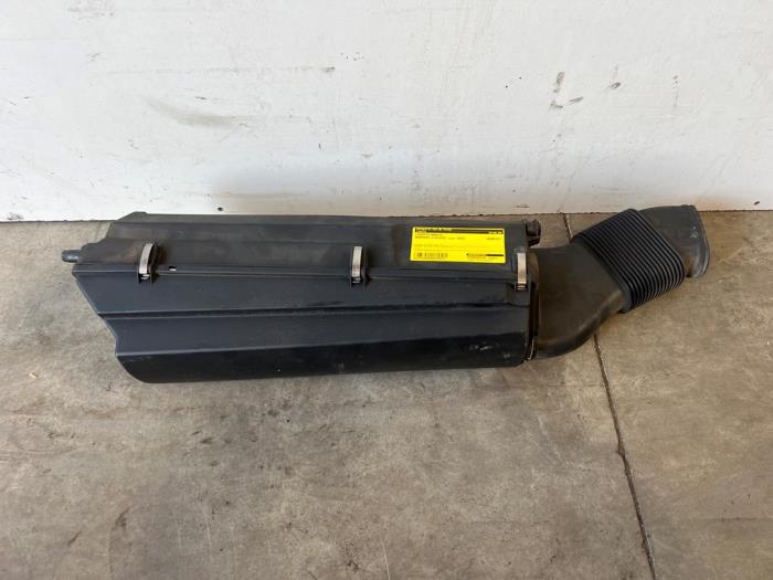 Gebrauchte Luftfiltergehäuse Mercedes E (W211) 2.2 E-200 CDI 16V Preis € 36,30 Mit Mehrwertsteuer angeboten von Autoparts Van De Velde