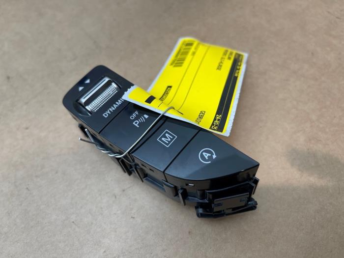 Używane Przelacznik Mercedes GLC (X253) 2.0 300 16V EQ Boost 4-Matic Cena € 30,25 Z VAT oferowane przez Autoparts Van De Velde