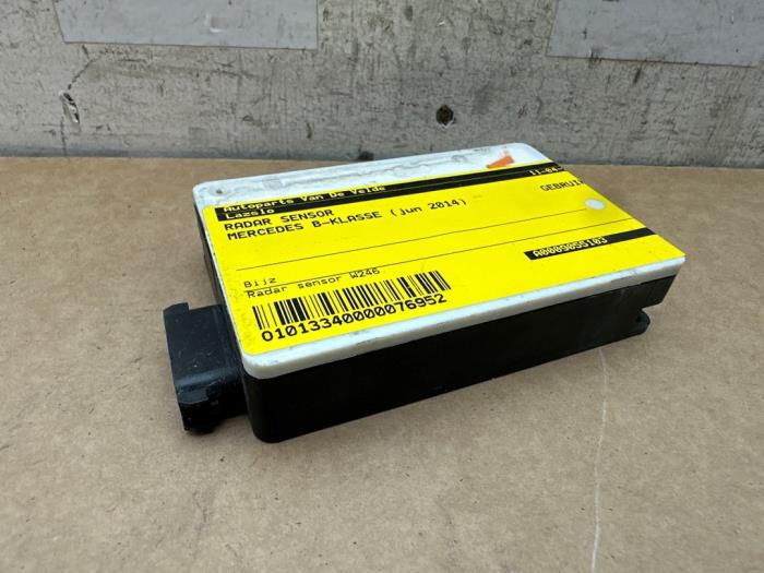 Begagnade Radarsensor Mercedes B (W246/W242) 1.5 B-160 CDI,d 16V Pris € 139,15 Inklusive moms erbjuds av Autoparts Van De Velde