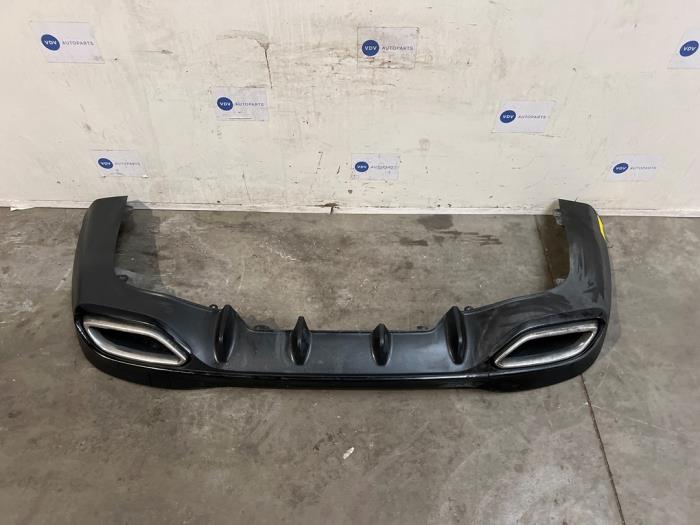 Begagnade Diffuser, bakre stötfångare Mercedes CLA Shooting Brake (118.6) 1.3 CLA-200 Turbo 16V Pris € 175,45 Inklusive moms erbjuds av Autoparts Van De Velde