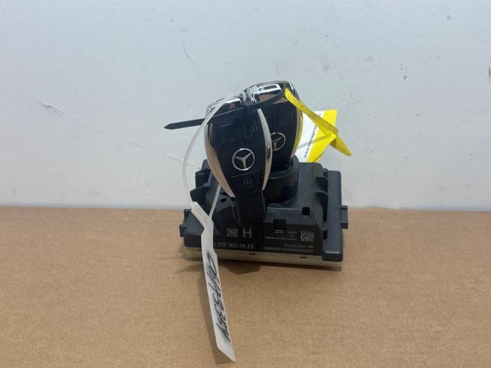 Ignition lock + computer from a Mercedes-Benz C Estate (S205) C-220 CDI BlueTEC, C-220 d 2.2 16V 2017