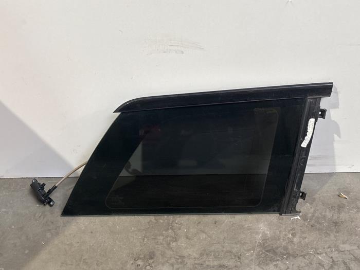 Usados Ventanilla detrás Mercedes GL (X164) 4.0 GL 420 CDI V8 32V Precio € 151,25 IVA incluido ofrecido por Autoparts Van De Velde