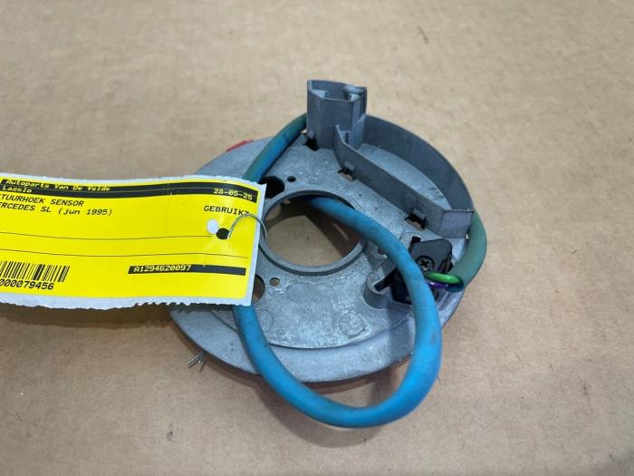 Begagnade Styrvinkelsensor Mercedes SL (R129) 3.2 SL-320 24V Pris € 108,90 Inklusive moms erbjuds av Autoparts Van De Velde
