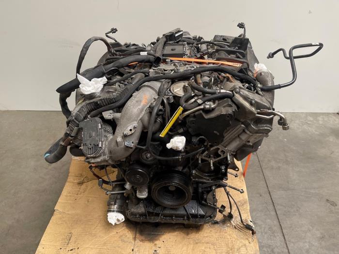 Used Engine Mercedes GL (X164) 4.0 GL 420 CDI V8 32V Price € 3.932,50 Inclusive VAT offered by Autoparts Van De Velde