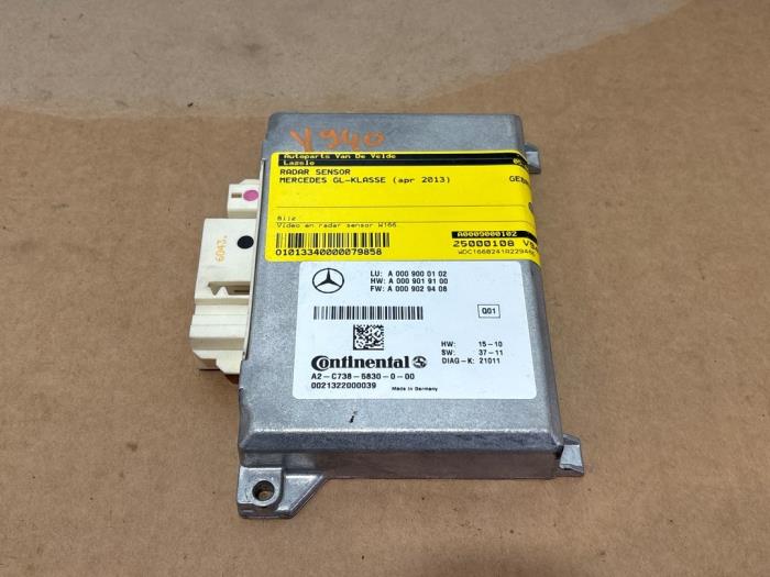 Begagnade Radarsensor Mercedes GL (X166) 3.0 GL 350 CDI V6 24V BlueTEC 4-Matic Pris € 121,00 Inklusive moms erbjuds av Autoparts Van De Velde