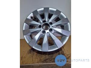 Begagnade Hjul Mercedes V (447.8) 2.0 200d 16V Pris € 121,00 Inklusive moms erbjuds av Autoparts Van De Velde