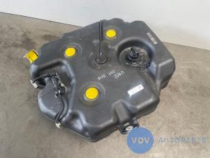 Used Adblue Tank Mercedes E (R207) E-220 CDI 16V BlueEfficiency Price € 393,25 Inclusive VAT offered by Autoparts Van De Velde