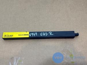 Begagnade Antenn Mercedes EQS SUV (X296) 580 4-Matic 118 kWh Pris € 24,20 Inklusive moms erbjuds av Autoparts Van De Velde