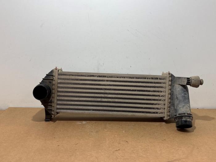 Usados Intercooler Mercedes Citan (415.6) 1.5 108 CDI Precio € 60,50 IVA incluido ofrecido por Autoparts Van De Velde