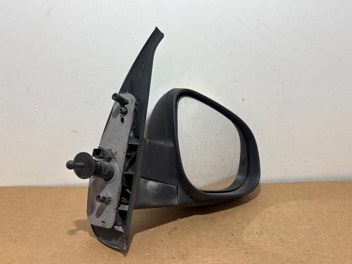 Usados Retrovisor externo derecha Mercedes Citan (415.6) 1.5 108 CDI Precio € 60,50 IVA incluido ofrecido por Autoparts Van De Velde