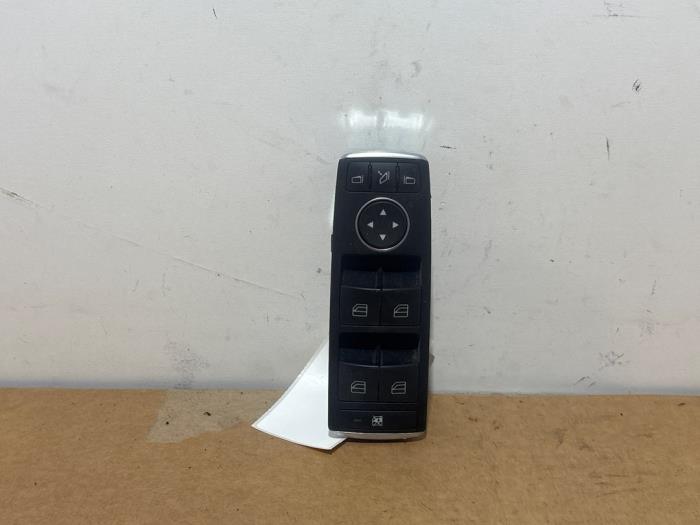 Usados Interruptor combinado de ventanillas Mercedes GLE Coupe (C292) 3.0 43 AMG V6 24V Turbo 4-Matic Precio € 60,50 IVA incluido ofrecido por Autoparts Van De Velde