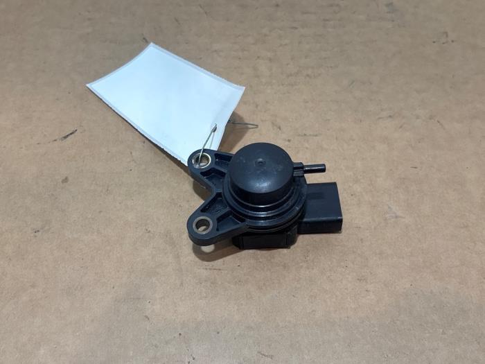Begagnade Bränsletryckssensor Mercedes A (W169) 1.5 A-160 Pris € 42,35 Inklusive moms erbjuds av Autoparts Van De Velde