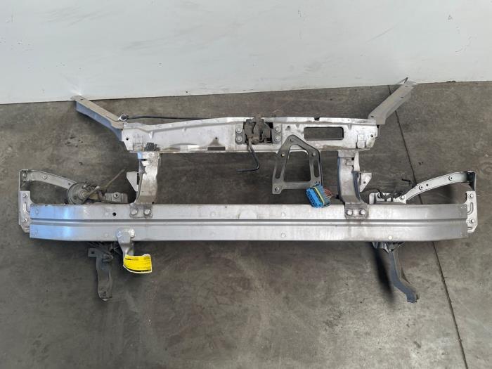 Begagnade Front Mercedes A (W168) 1.6 A-160 Pris € 181,50 Inklusive moms erbjuds av Autoparts Van De Velde