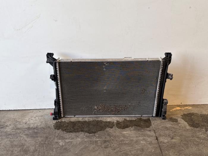 Usagé Radiateur Mercedes CLA Shooting Brake (117.9) 2.2 CLA-200 CDI, 200 d 16V Prix € 90,75 Prix TTC proposé par Autoparts Van De Velde