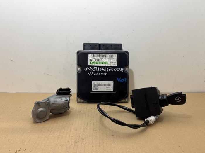 Used Ignition lock + computer Mercedes SLK (R171) 1.8 200 K 16V Price € 181,50 Inclusive VAT offered by Autoparts Van De Velde