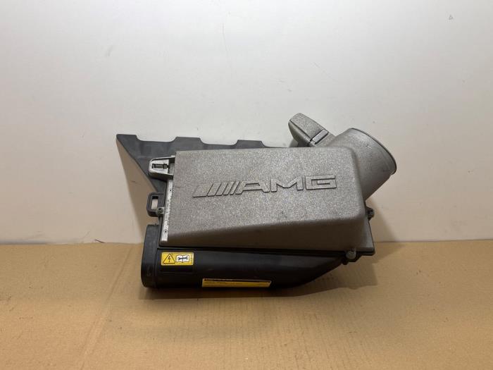Begagnade Luftfilterhus Mercedes C AMG (C204) 6.2 C-63 AMG V8 32V Pris € 151,25 Inklusive moms erbjuds av Autoparts Van De Velde