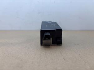 Ignition lock + computer from a Mercedes-Benz A (177.0) 1.3 A-160 Turbo 16V 2020