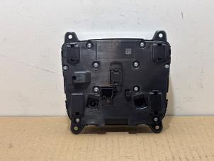 On-board computer controller from a Mercedes-Benz A (177.0) 1.3 A-200 Turbo 16V 2018